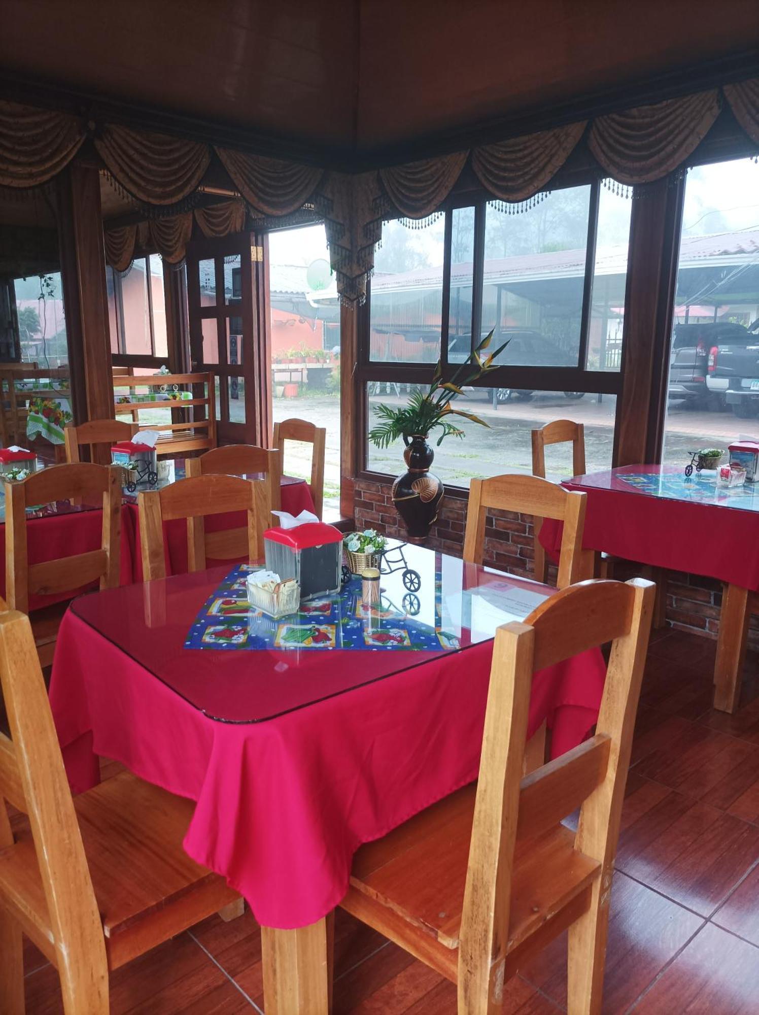 Cabanas Mountain River Lake Inn Nueva California Ngoại thất bức ảnh