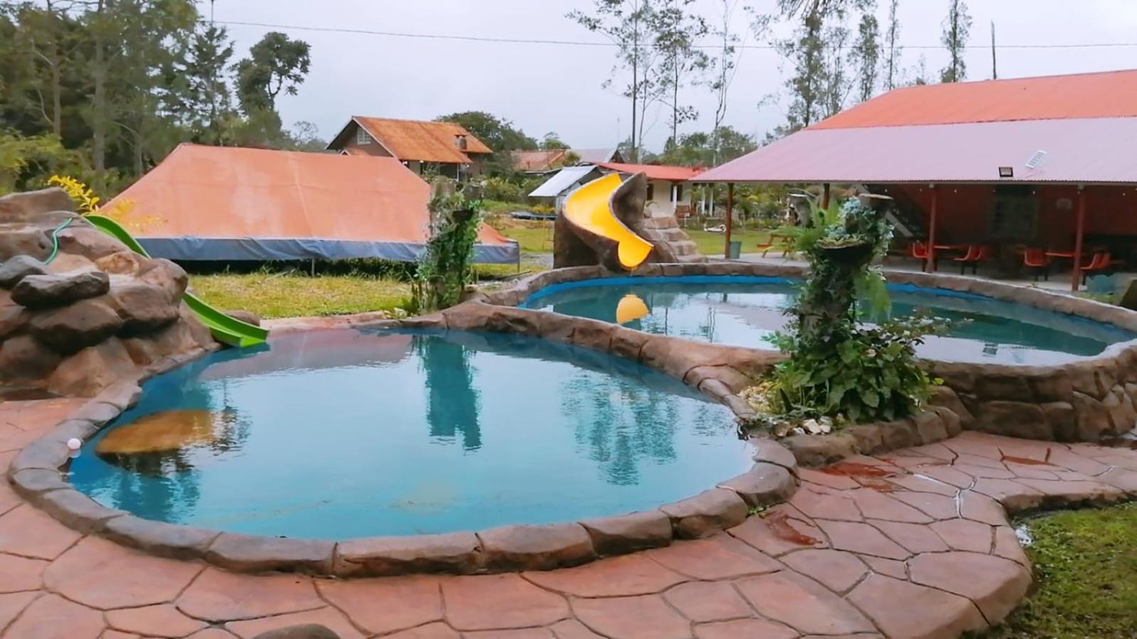 Cabanas Mountain River Lake Inn Nueva California Ngoại thất bức ảnh
