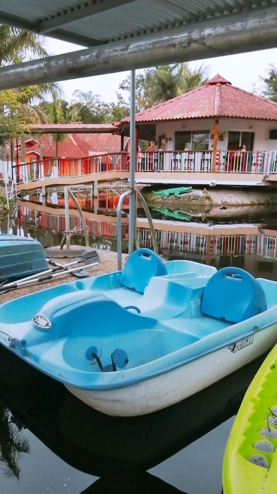 Cabanas Mountain River Lake Inn Nueva California Ngoại thất bức ảnh