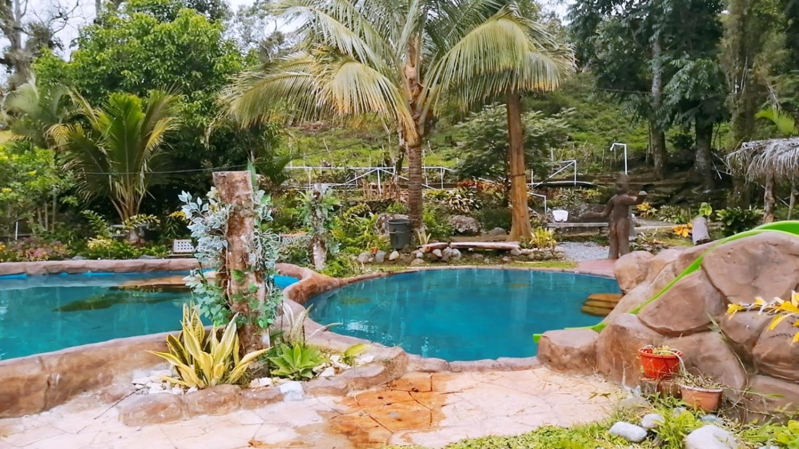 Cabanas Mountain River Lake Inn Nueva California Ngoại thất bức ảnh